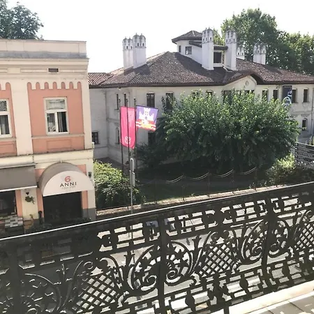 Apartamento Knez Sima Jacuzzi, 3 Bedrooms, Balcony In Stari Grad