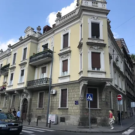 Knez Sima Jacuzzi, 3 Bedrooms, Balcony In Stari Grad Apartment Belgrade