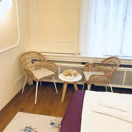 Knez Sima Jacuzzi, 3 Bedrooms, Balcony In Stari Grad * Belgrade